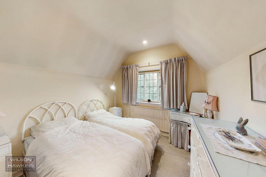 Linden Cottage, South Hill Avenue - thiarb OLNSASy3