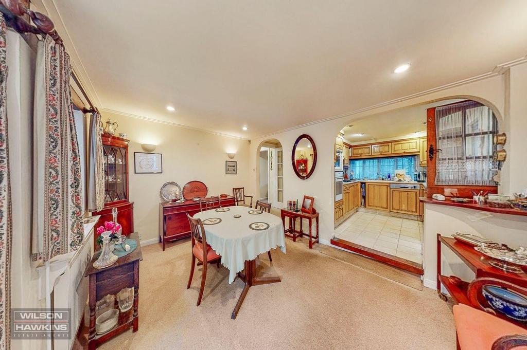 Linden Cottage, South Hill Avenue - In Olc B1 BVd QBF0