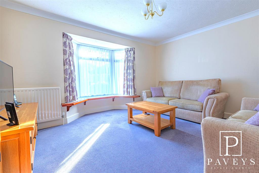Plover Close, Kirby Cross... 4 bed detached house for sale £399,995