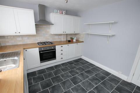 3 bedroom end of terrace house to rent - Peterborough Place, Bradford