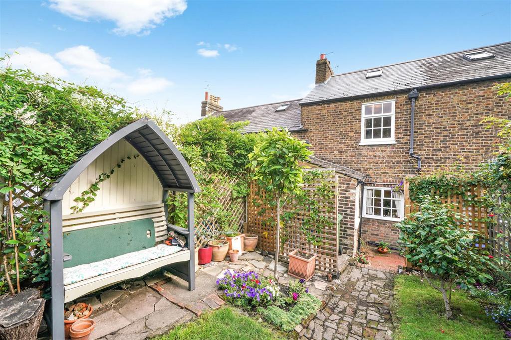 17 Waldron Road - Zov9 Xoo Oss0s7 Pk4 RB8 Y (ID 15013).