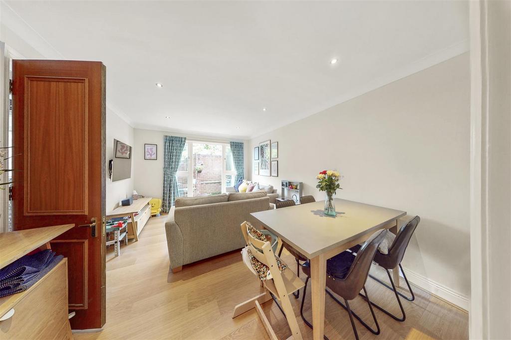 Flat 6, Hamson Court - Po Jp Bm6y Loafq W9 P0o Wg.jpg