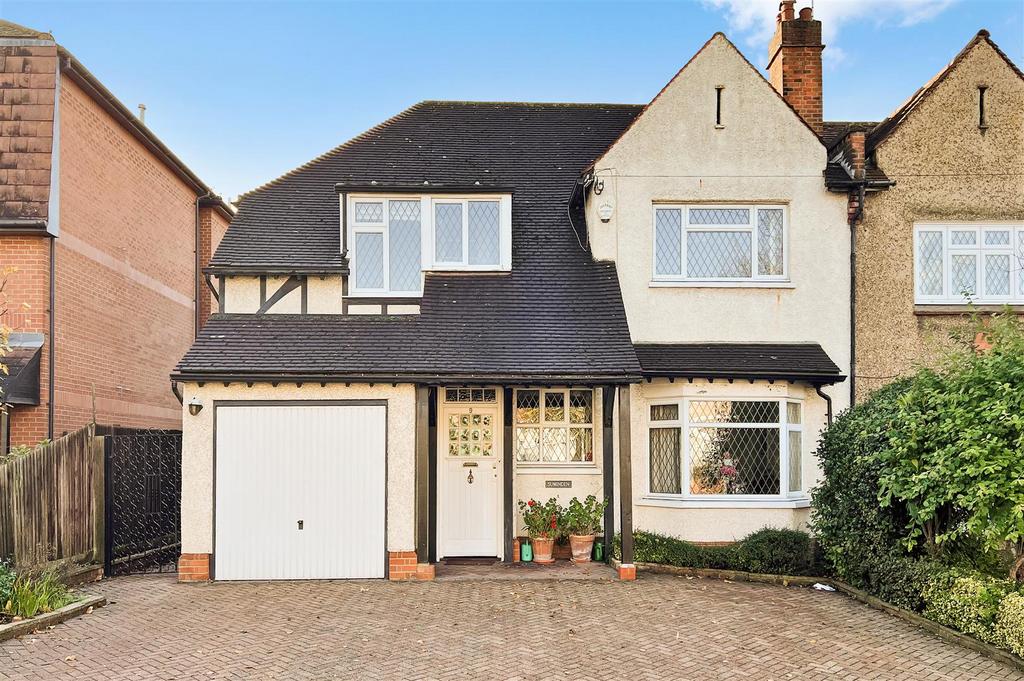Northwick Park Road, Harrow HA1 5 bed semidetached house for sale £