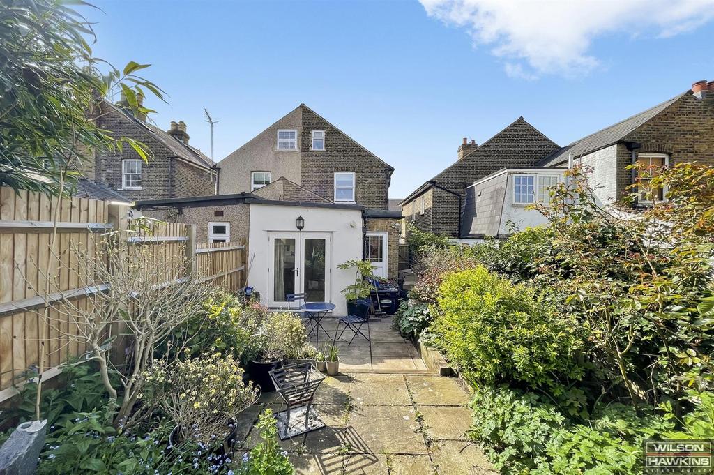 Kingsfield Road, Harrow On the Hill HA1 2 bed semidetached house for