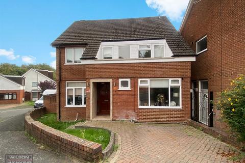4 Leabank Close, Harrow, HA1 3QA
