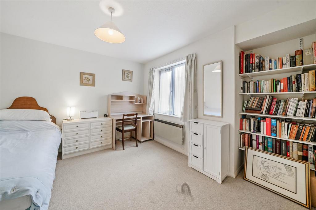 19 Betjeman Close - GCT0c V038r56 Sf IRg VQA (ID 14426