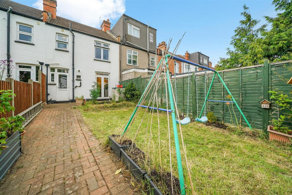 5 Heath Road - j G97 Vkpnxrqxrhdovt On.jpg