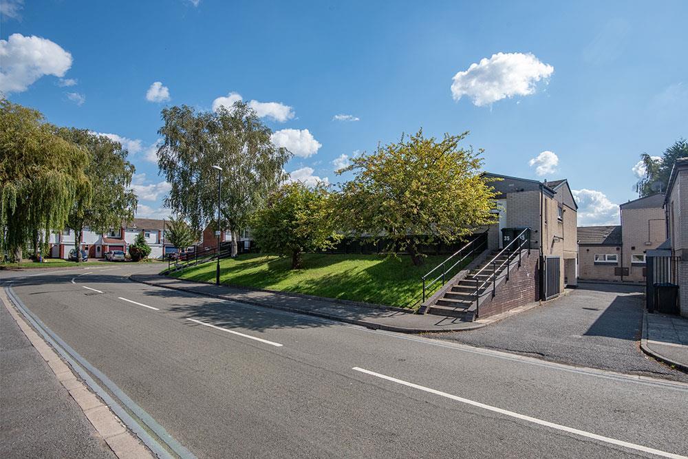 Boswell Drive, Coventry 2 bed flat £850 pcm (£196 pw)