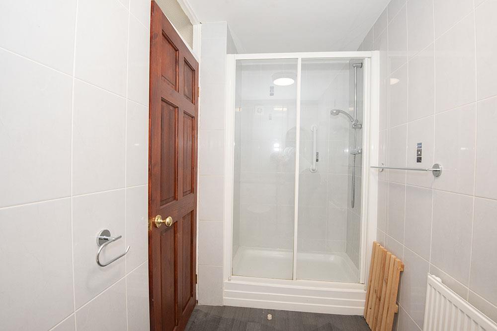 Boswell Drive, Coventry 2 bed flat £850 pcm (£196 pw)