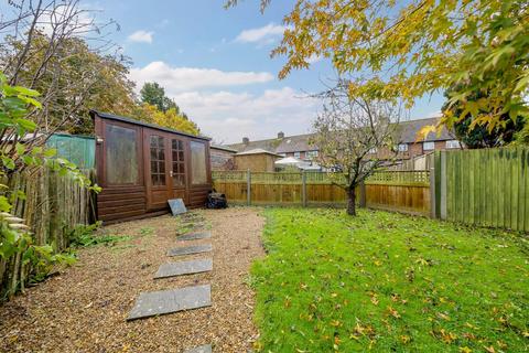 79 Abbots Walk, Wye, Ashford, TN25 5ES