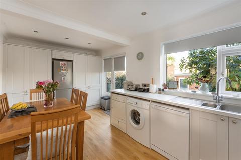 3 bedroom semi-detached house for sale, All Saints Close, Whitstable