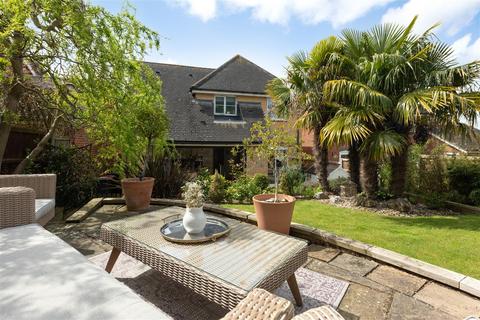 5 Major Close, Whitstable, CT5 3RE