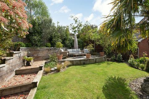 5 Major Close, Whitstable, CT5 3RE
