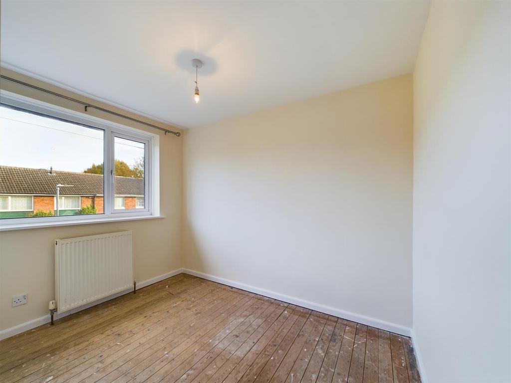 Bedroom: