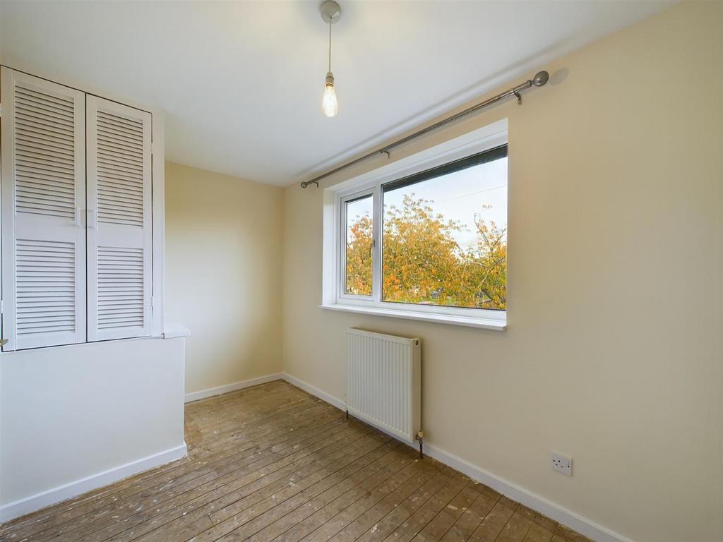 Bedroom: