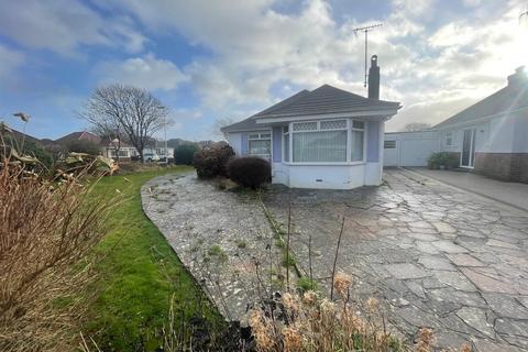 3 bedroom detached bungalow for sale, Thakeham Drive, Goring-By-Sea, Worthing