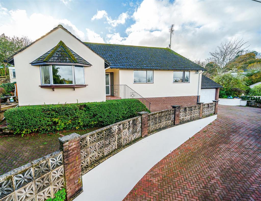 Edginswell Lane, Torquay 3 bed bungalow for sale £475,000