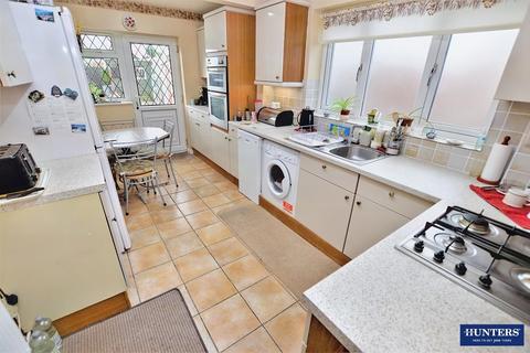 2 bedroom semi-detached bungalow for sale, Cardigan Drive, Wigston