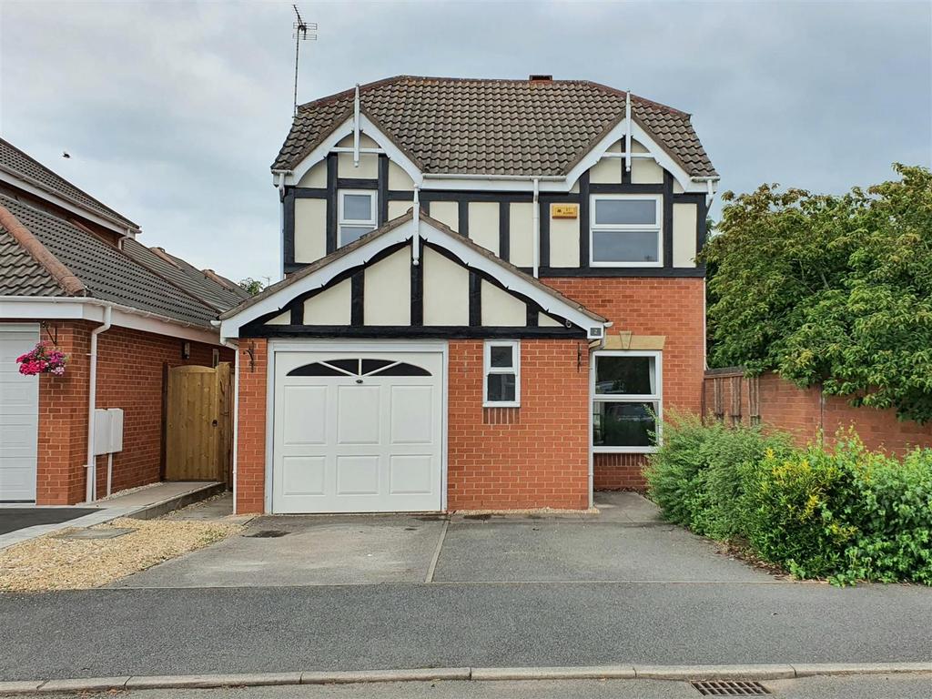 Alders Brook, Hilton 3 bed detached house for sale £259,995