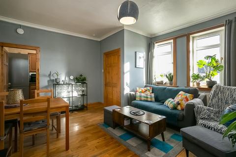 39/3 Lochend Drive, Edinburgh, EH7 6DH