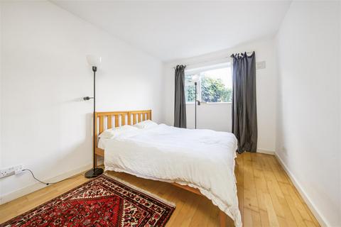 2 bedroom maisonette for sale, Glentham Road, Barnes