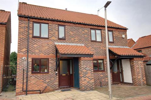 2 bedroom semi-detached house for sale, Lairgate, Beverley