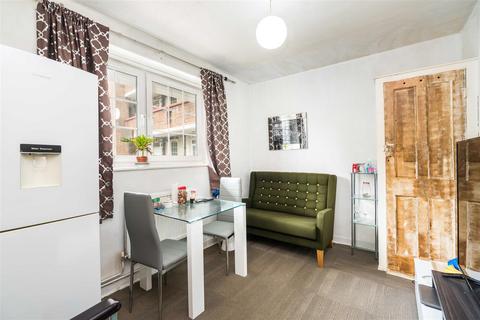 2 bedroom flat for sale, Long Lane, Borough, SE1