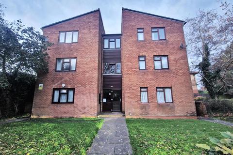 Studio to rent - Rednal Mill Drive, Rednal