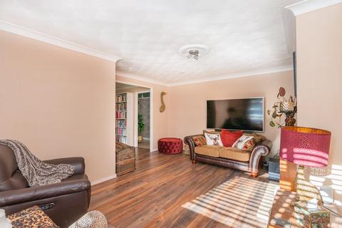 18 Kenilworth, Yate, Bristol, BS37 4DT