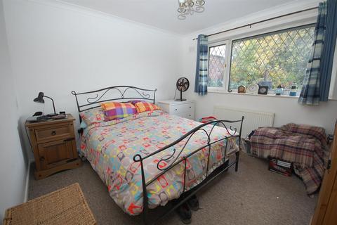 2 bedroom semi-detached bungalow for sale, Montague Crescent, Garforth, Leeds