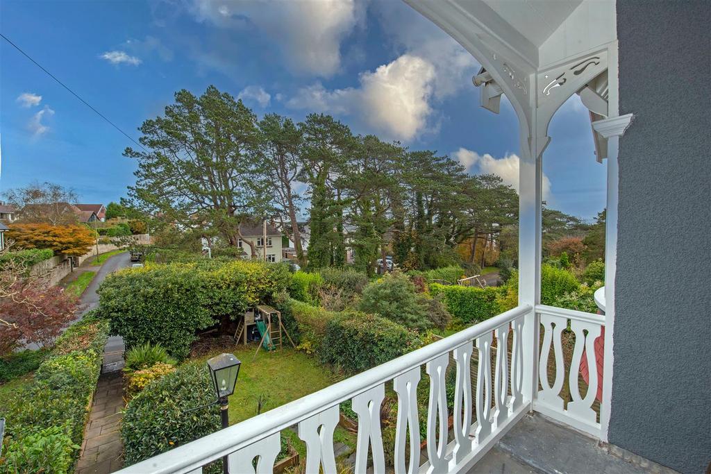 8 Brynfield Road, Langland, Swansea 5 bed detached house £975,000