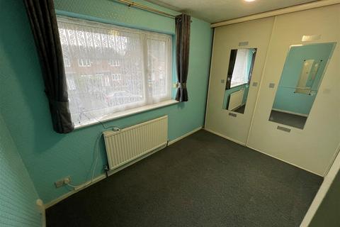 56 Abercarn Close, Manchester, M8 9AL