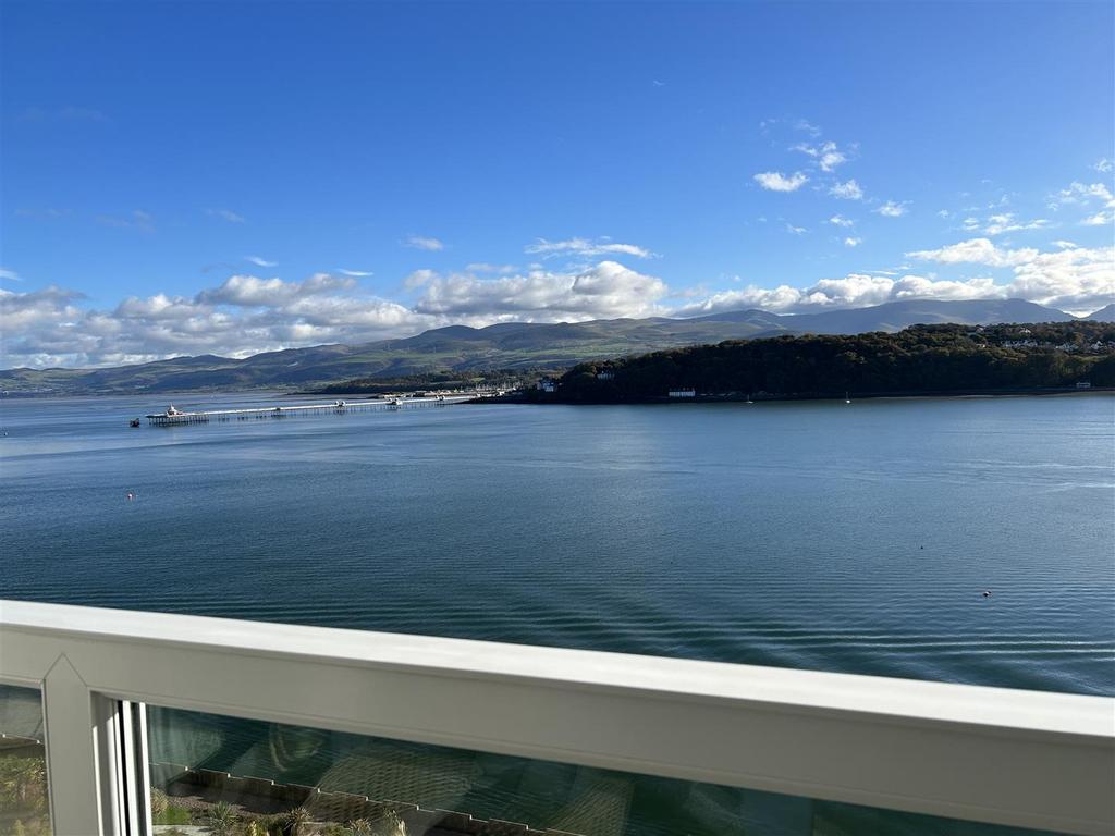 Glyn Garth Court, Glyn Garth, Menai Bridge 2 bed apartment for sale £