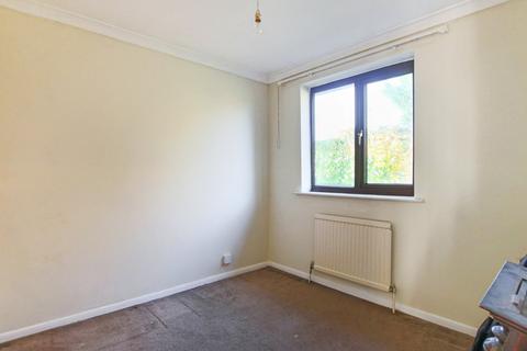 3 Barton Crescent, East Grinstead, RH19 4NR