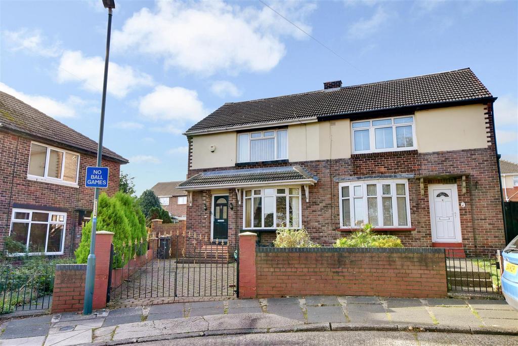 Geoffrey Street, Whitburn, Sunderland 2 bed semidetached house for
