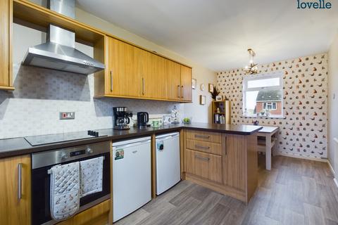 17 Canberra Crescent, Brookenby, Market Rasen, LN8 6ER