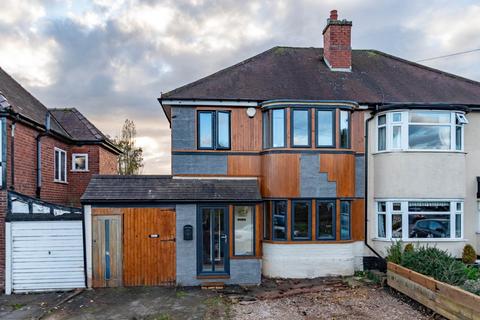 3 bedroom semi-detached house to rent, King Charles Road, Halesowen, West Midlands, B62