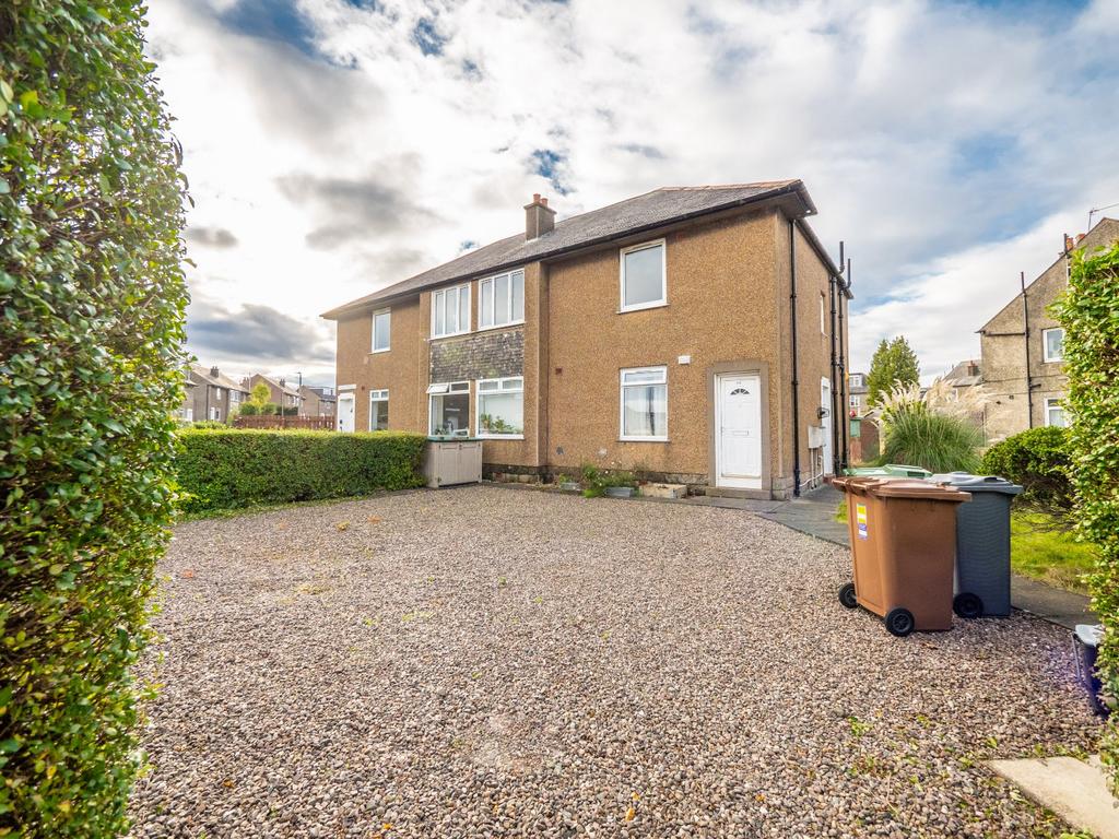 154 Boswall Parkway, Edinburgh, EH5 2 bed house for sale £140,000