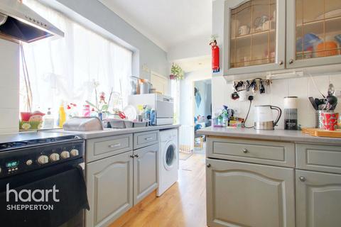 3 bedroom maisonette for sale - London Road, ASHFORD