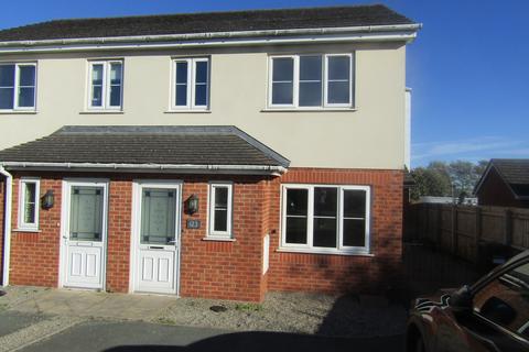 3 bedroom semi-detached house to rent, College Road, Oswestry SY11