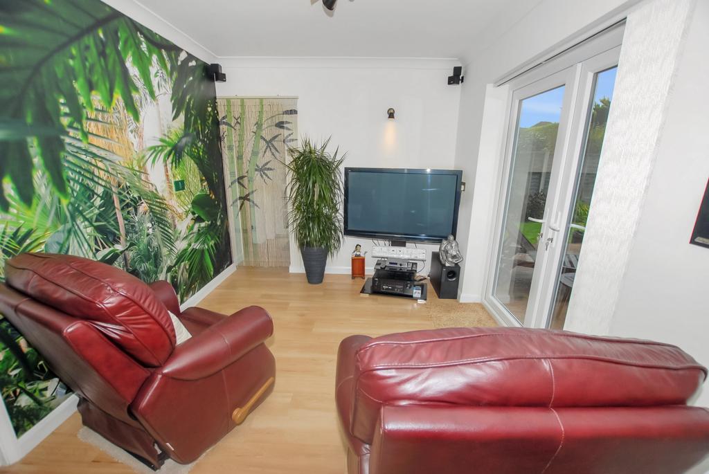 Garden room