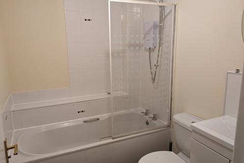 2 bedroom terraced house to rent, Auld Kirk Rd, Clackmannanshire FK10