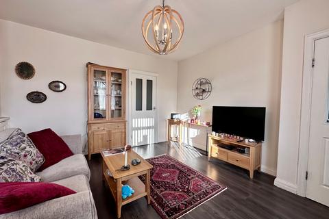 3 bedroom terraced house for sale - Stephenson Road, High Heaton, Newcastle upon Tyne, NE7