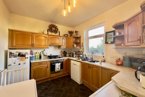 3 bedroom terraced house for sale - Stephenson Road, High Heaton, Newcastle upon Tyne, NE7