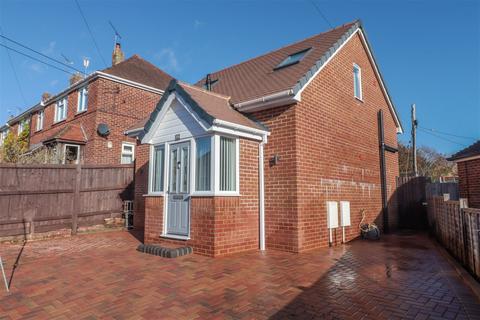 2 bedroom detached house for sale, Mitford Road, Alresford, SO24 9HY