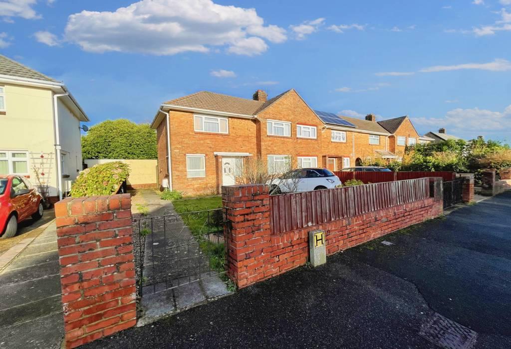 Hawkins Road, Poole, Dorset 2 bed semidetached house for sale £280,000