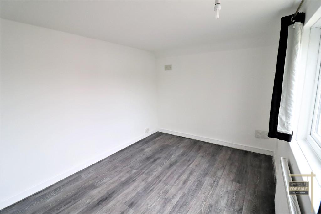 Bedroom 1 (Angle 4)