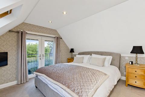 54 Silverknowes Drive, Edinburgh, EH4 5HY