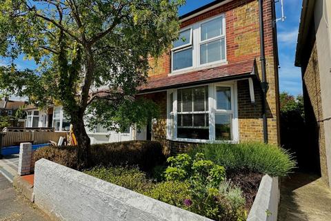 4 bedroom end of terrace house for sale, Herschell Road West, Walmer, Deal, Kent, CT14