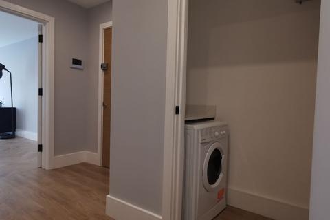 2 bedroom apartment to rent, Draycott Avenue, Harrow, HA3 0BW